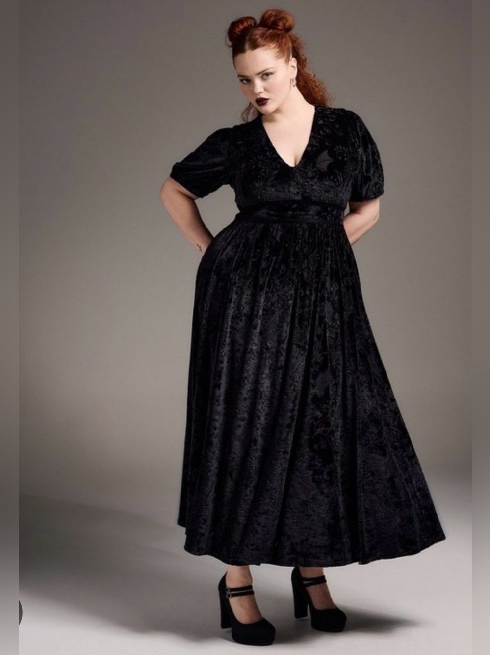 Alternative Goth Formal Torrid Black Velvet Burnout V-Neck Maxi Dress, NWOT
